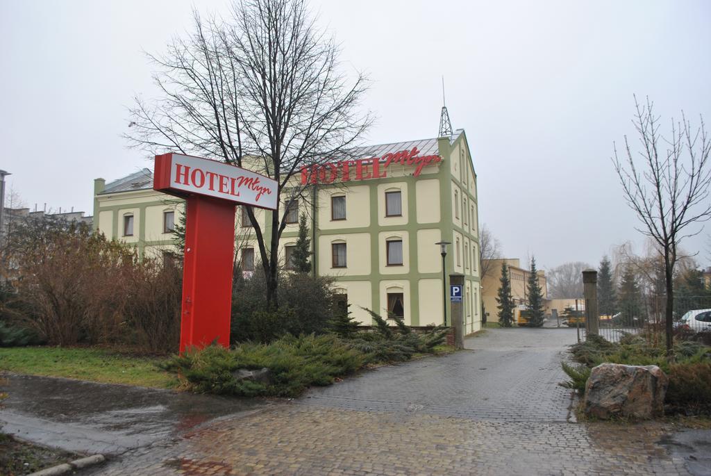 Hotel Mlyn Lublin Bagian luar foto