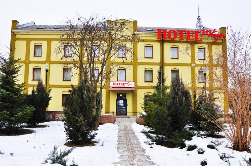 Hotel Mlyn Lublin Bagian luar foto